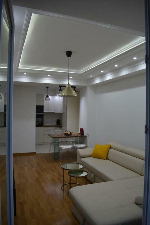 Filip Apartment Skopje Buitenkant foto